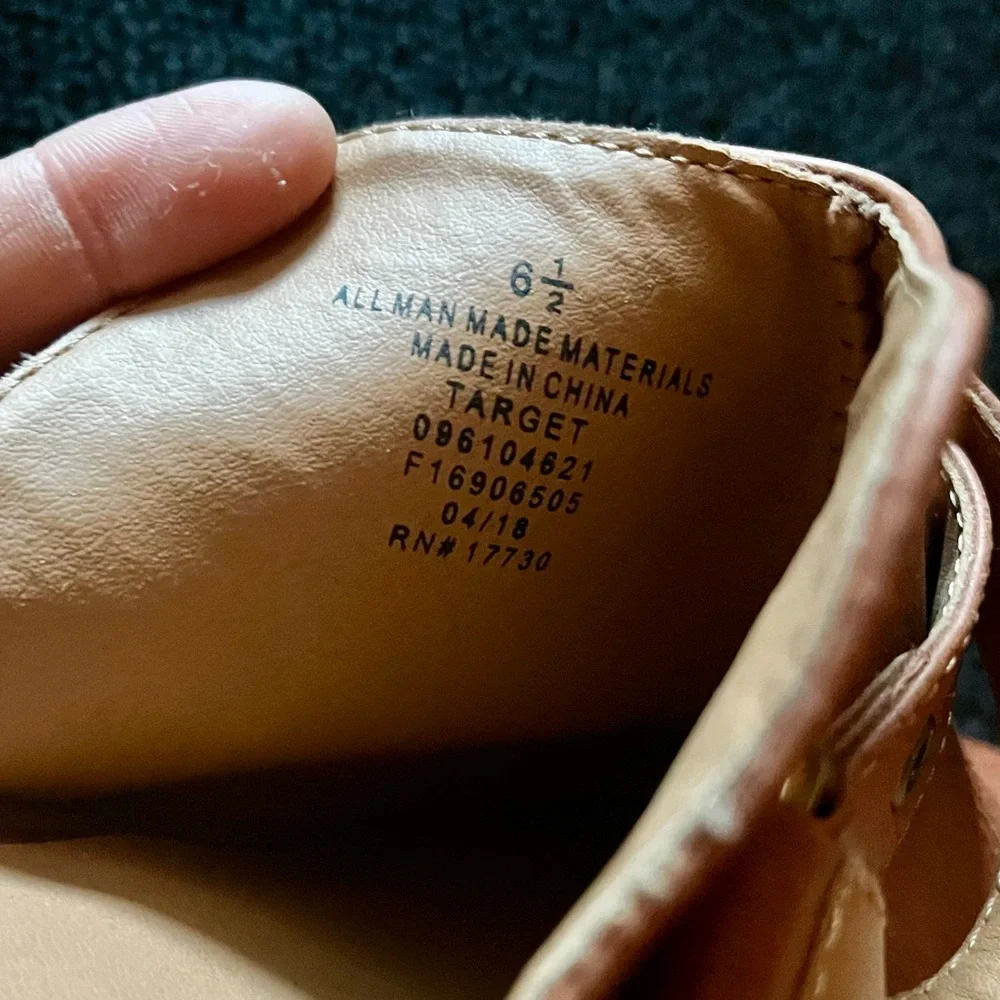 Universal Thread Mules - Picture 3 of 5